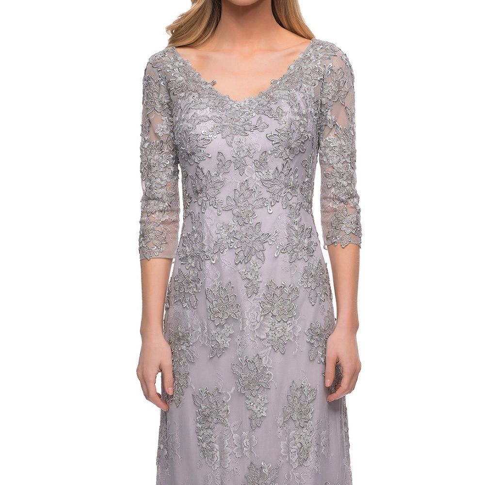 NWT La Femme - 29379 Lace Formal Dress - size 16. Perfect Condition!